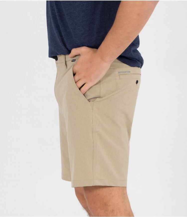 Hurley Phantom Walkshort 18' Shorts Khaki | 29815VJXF